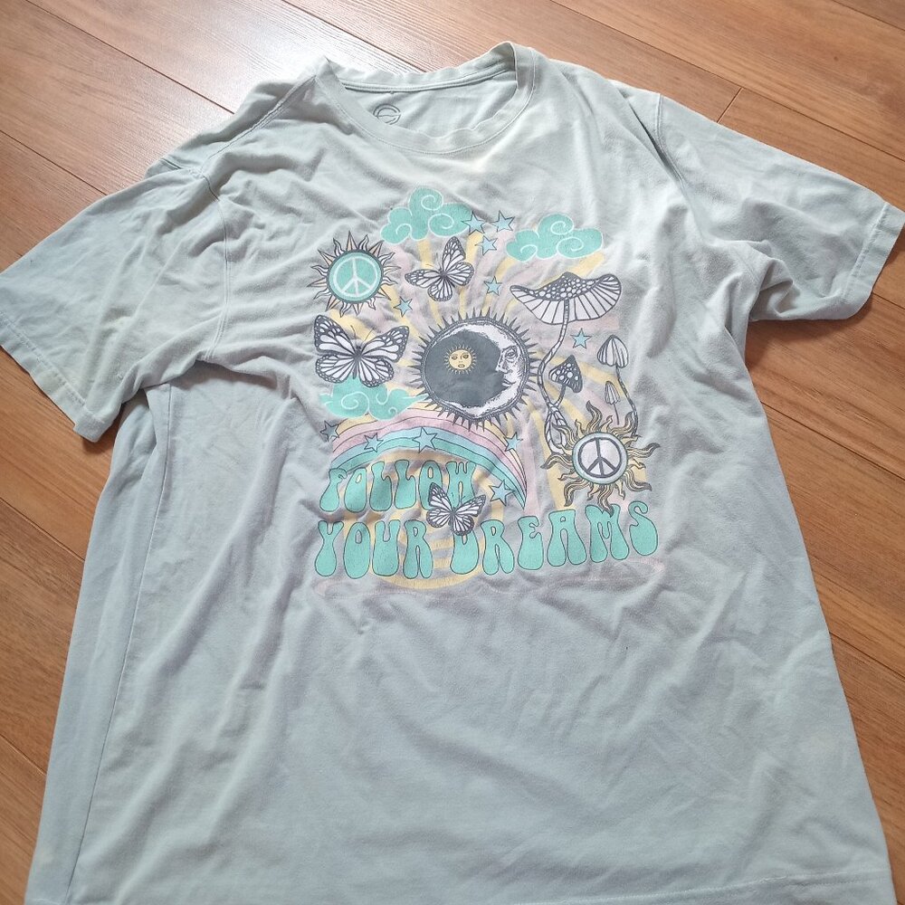 Social Culture - Green Hippie Shirt